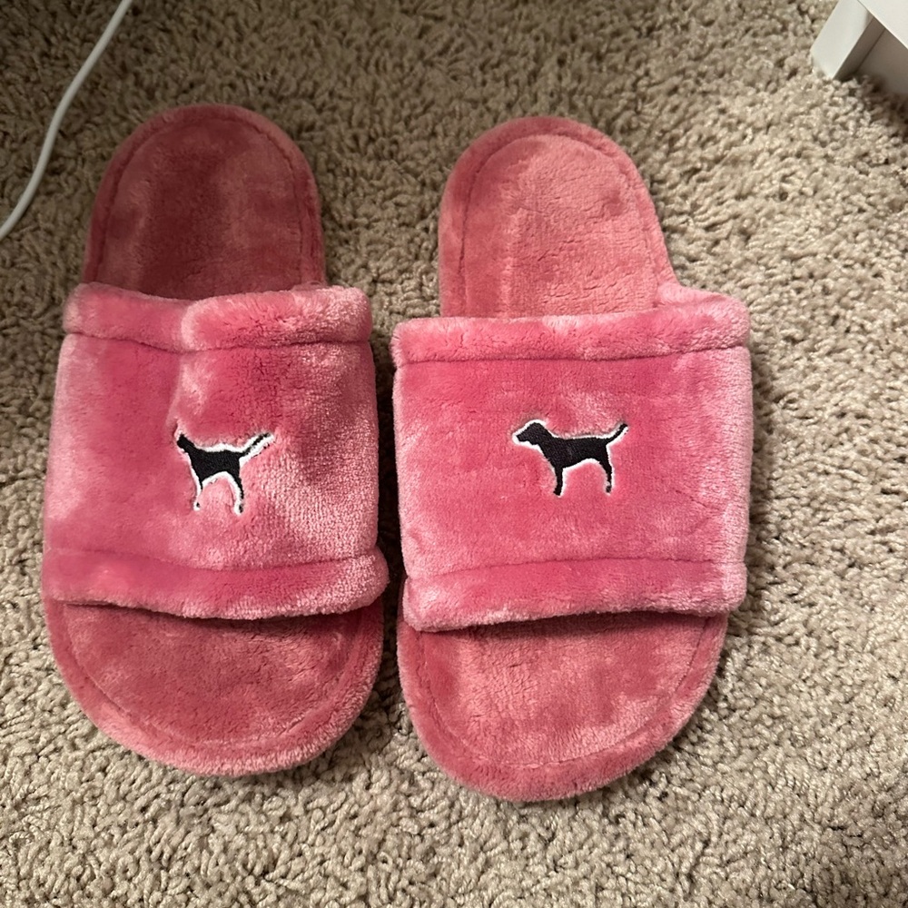 PINK Victoria Secret Slippers (very cozy and fuzzy)